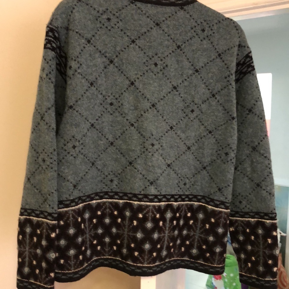 Frost wool/acrylic cardigan. Size M - Picture 5 of 8